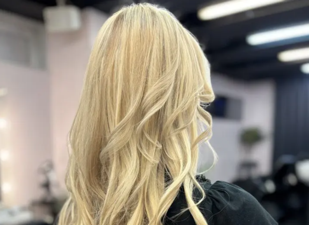 Perfect Hair Extensions Achieved by GOLD SALON TOKYO